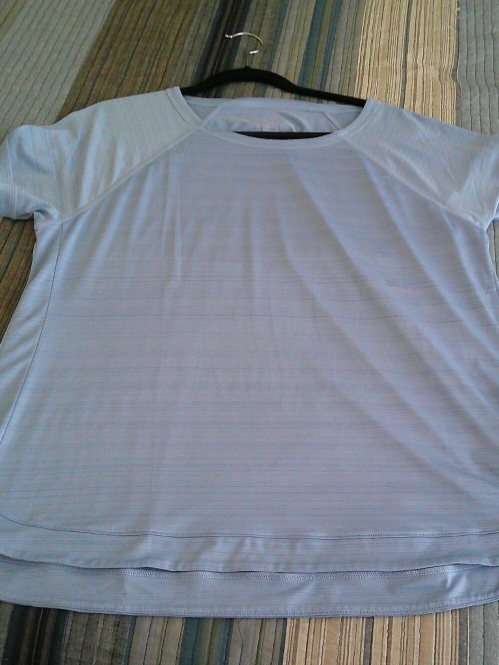T By Talbots wicking Light  blue shirt  Size  XL  SPF 50 Protection NWT